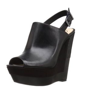 Jessica Simpson Radina Wedge - size 10